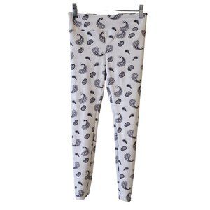 Koral Leggings Small Paisley Print New